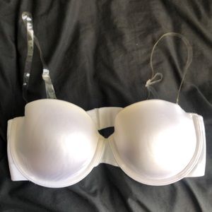 Maidenform White Strapless Bra w/ removable straps